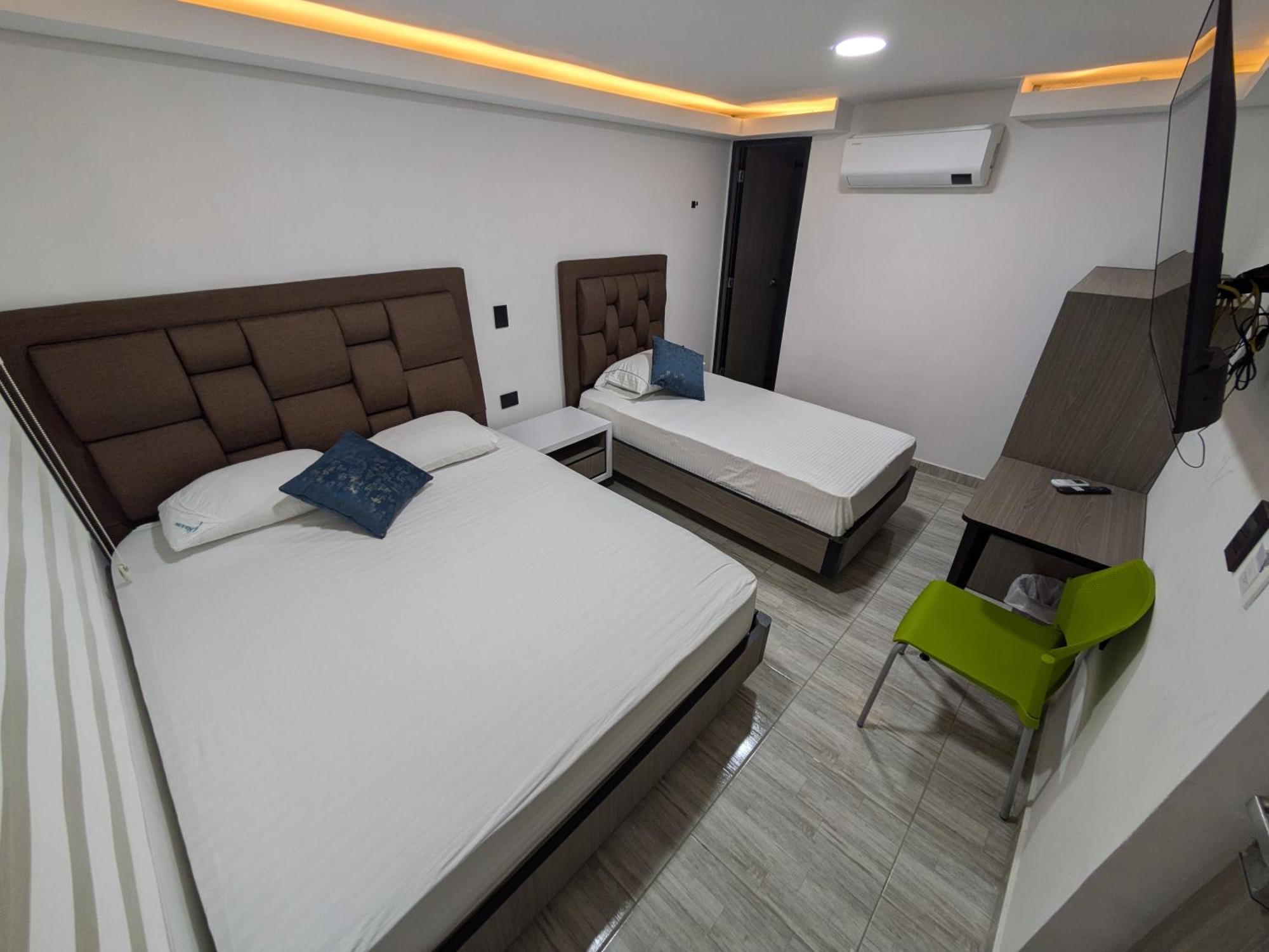 Hostel Boutique Nido De Loros Medellín Eksteriør billede